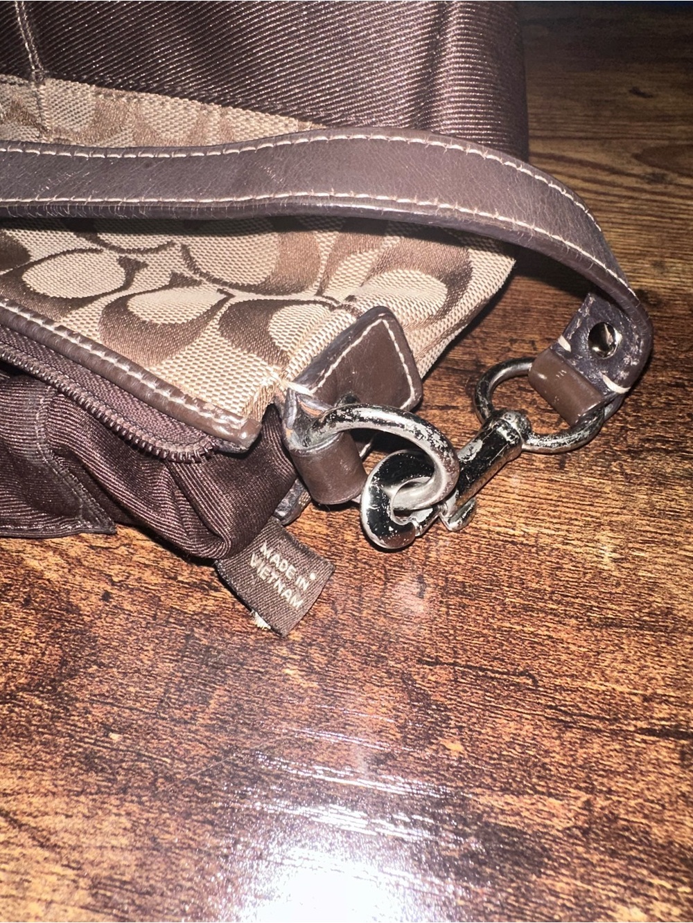 Coach Beige and Brown Signature Shoulder Bag - Picture 9 of 11